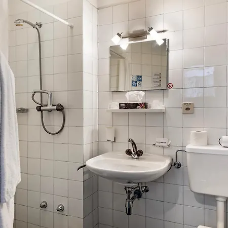 Convenient In *