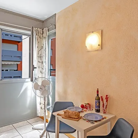 Convenient In Appartamento